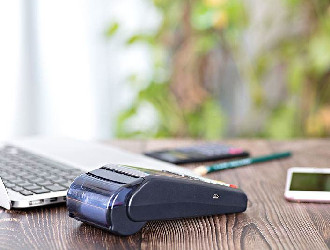 用拉卡拉pos机刷花呗可以吗？