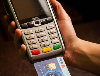 刷信用卡pos机怎么插卡?